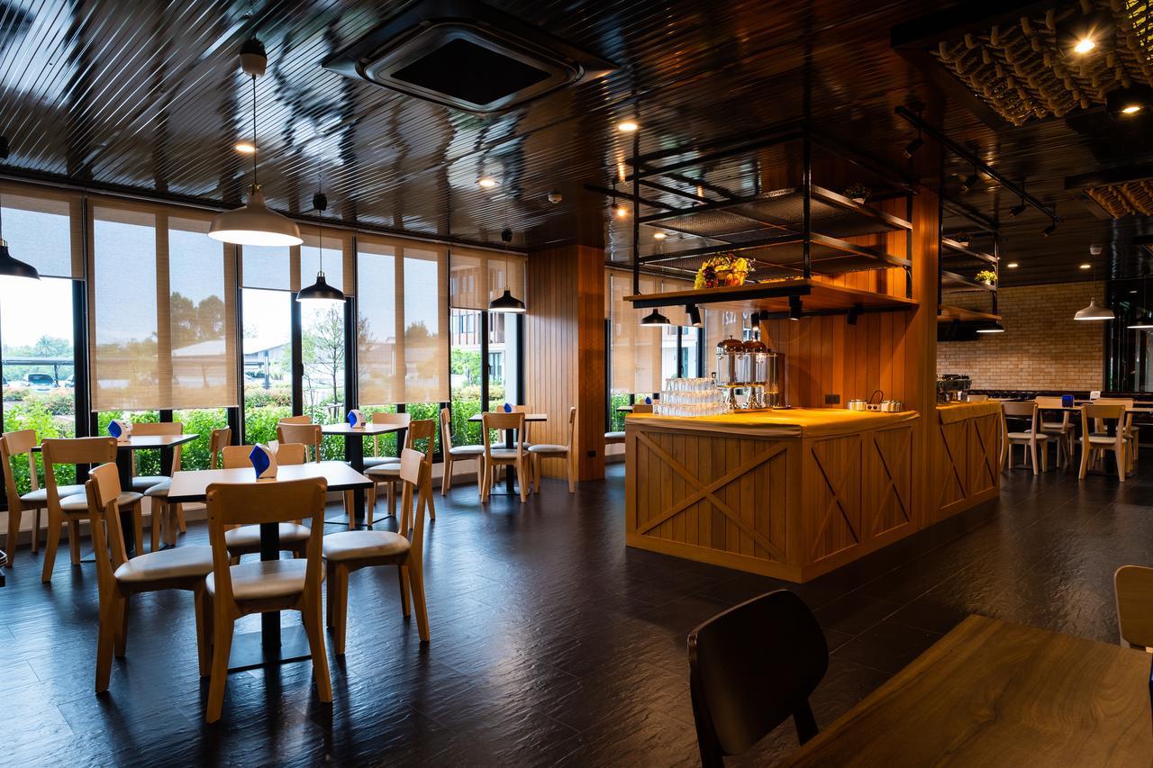 S.22 Hotel Suratthani Szuratthani Kültér fotó