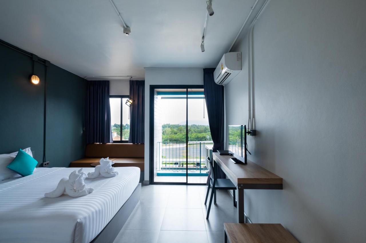 S.22 Hotel Suratthani Szuratthani Kültér fotó